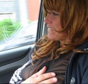 geil poppen - Titten Zeigen im Auto